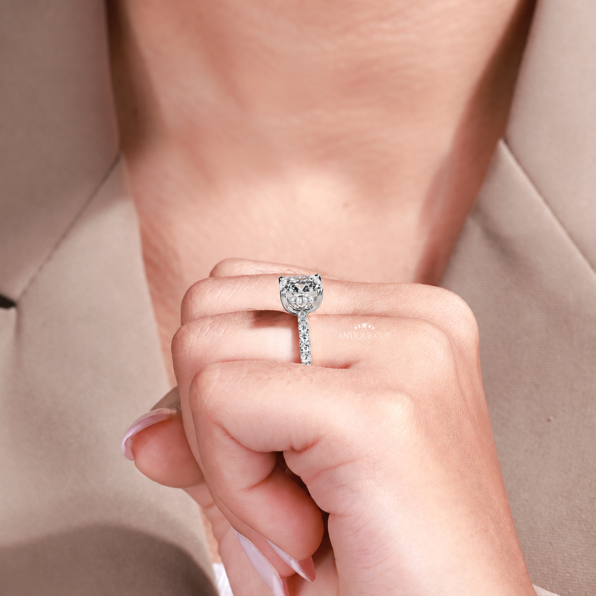 10k White Gold, 14k White Gold, 18k White Gold, Platinum