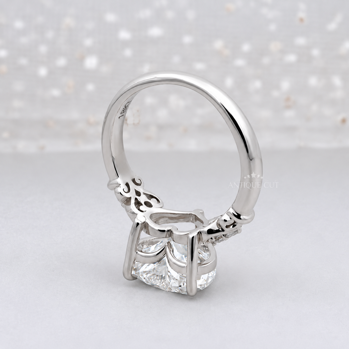 10k White Gold, 14k White Gold, 18k White Gold, Platinum