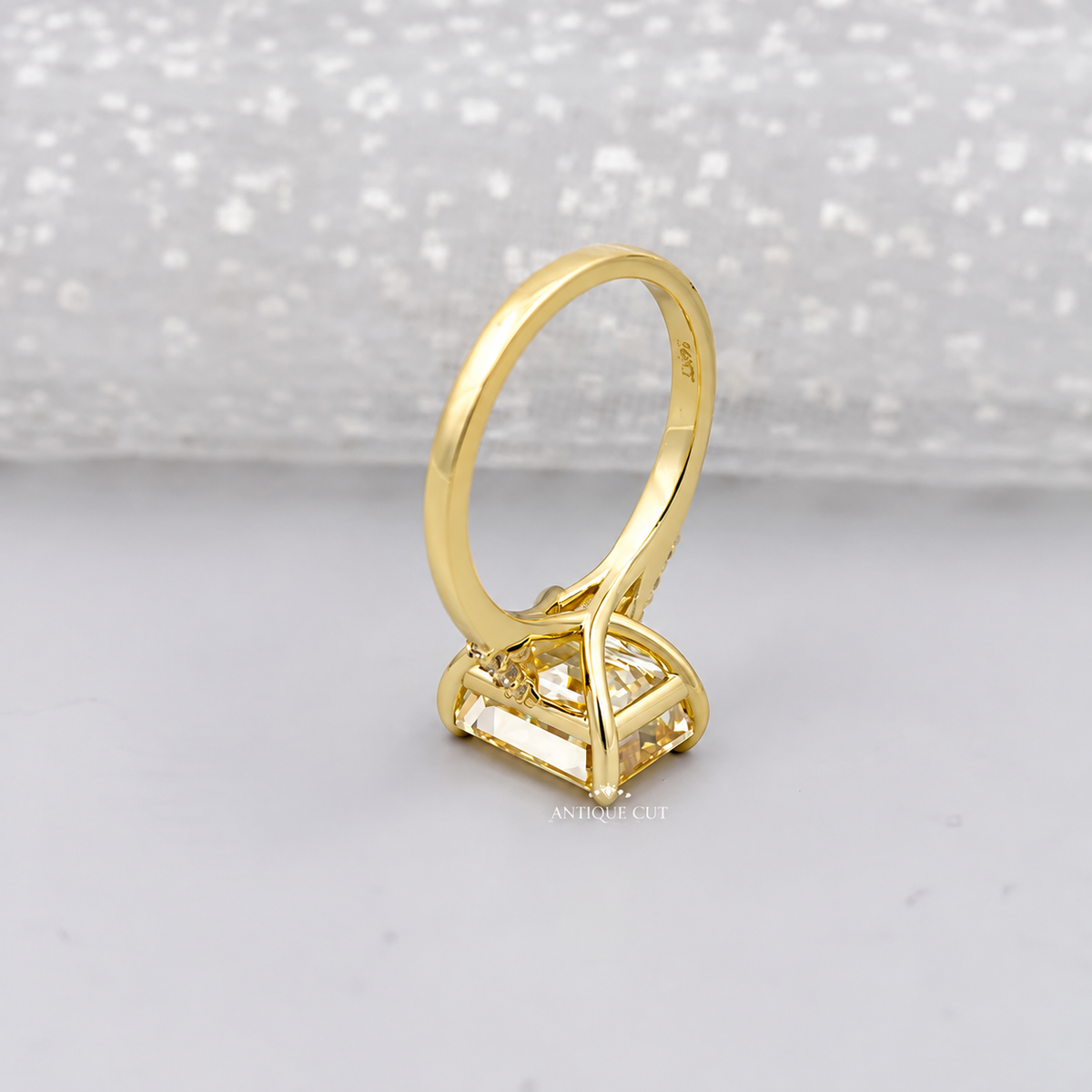 10k Yellow Gold, 14k Yellow Gold, 18k Yellow Gold