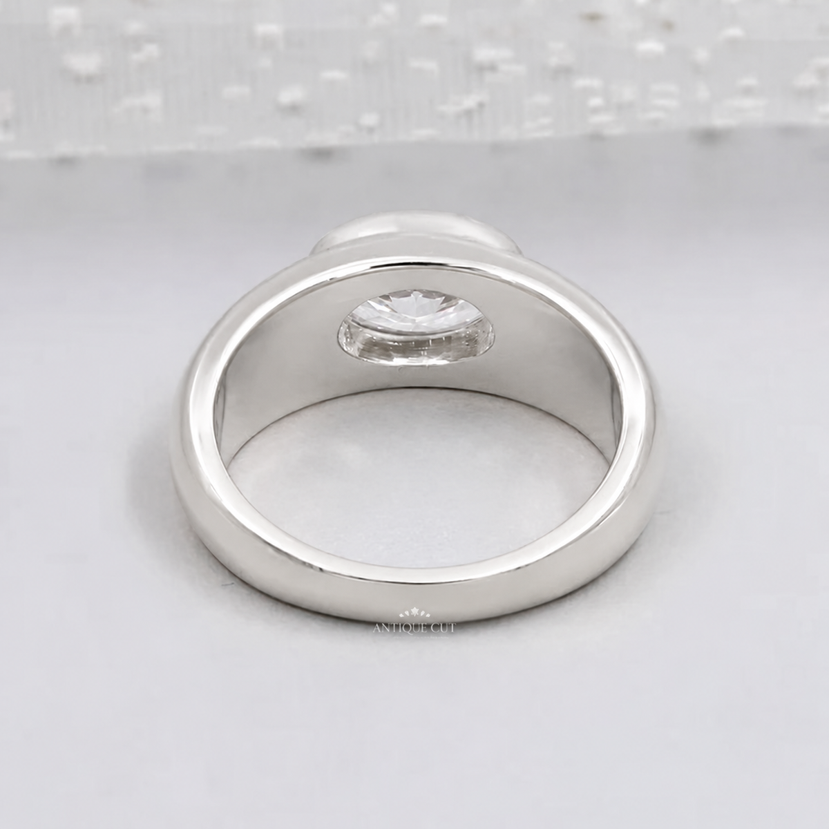 10k White Gold, 14k White Gold, 18k White Gold, Platinum