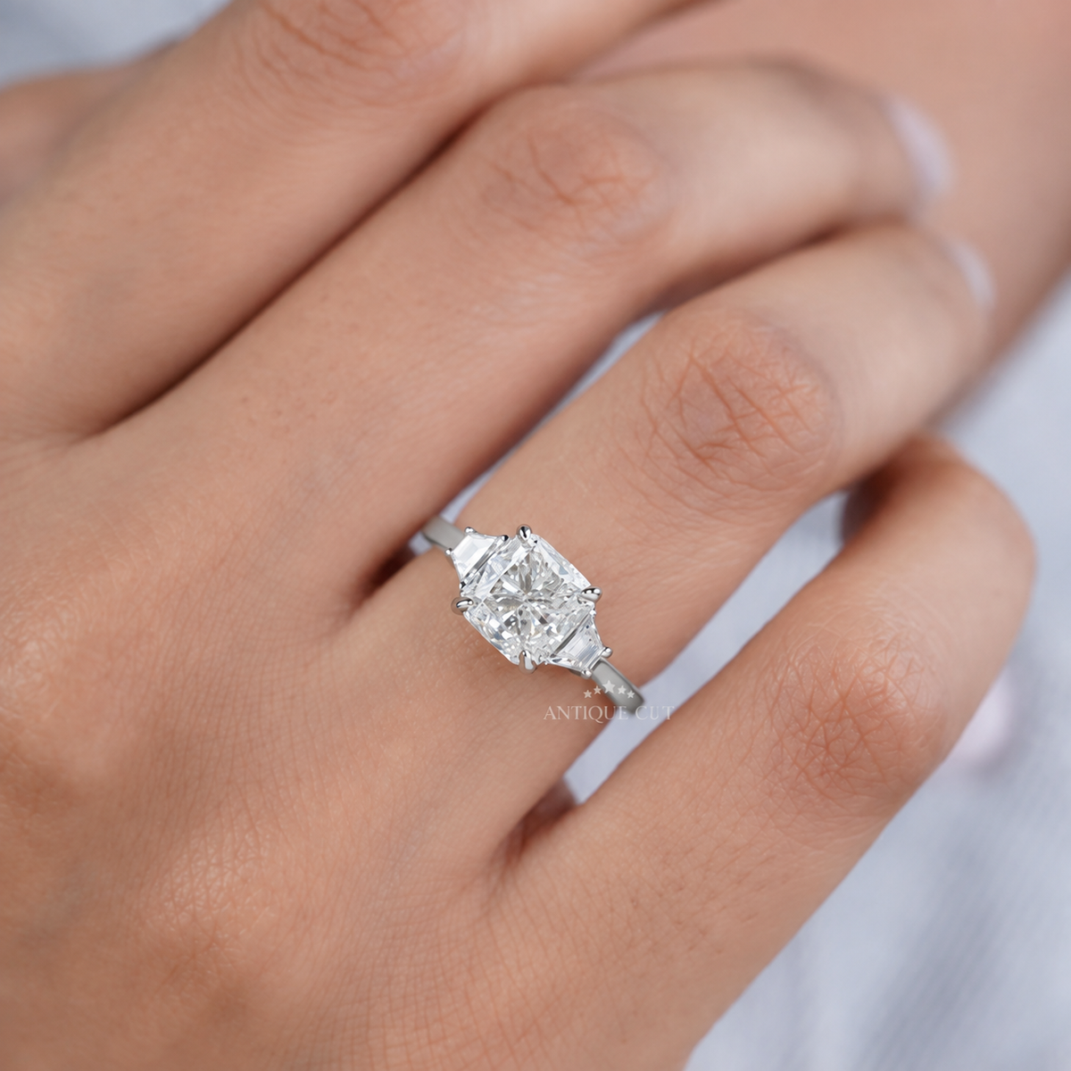 10k White Gold, 14k White Gold, 18k White Gold, Platinum