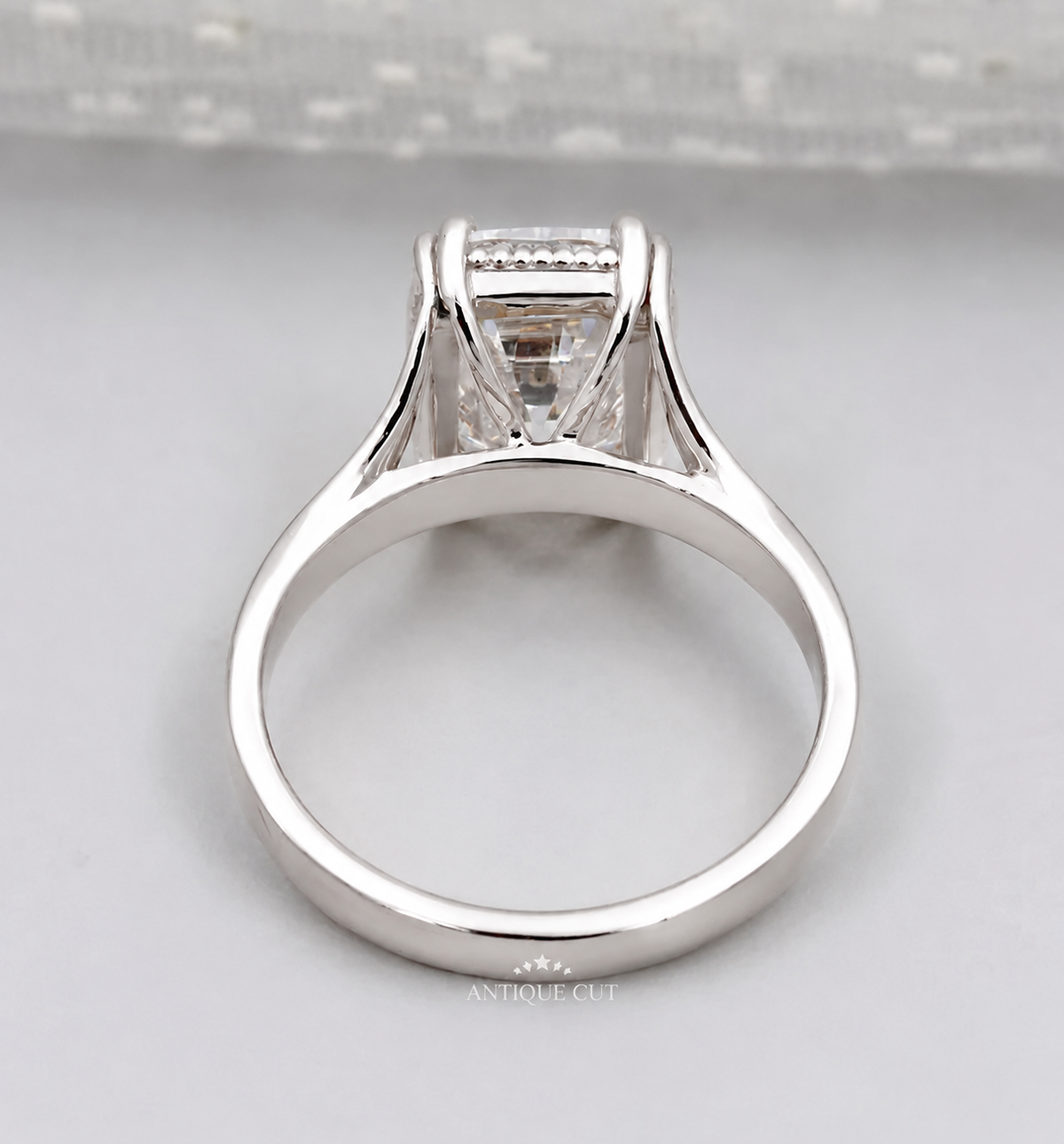 10k White Gold, 14k White Gold, 18k White Gold, Platinum