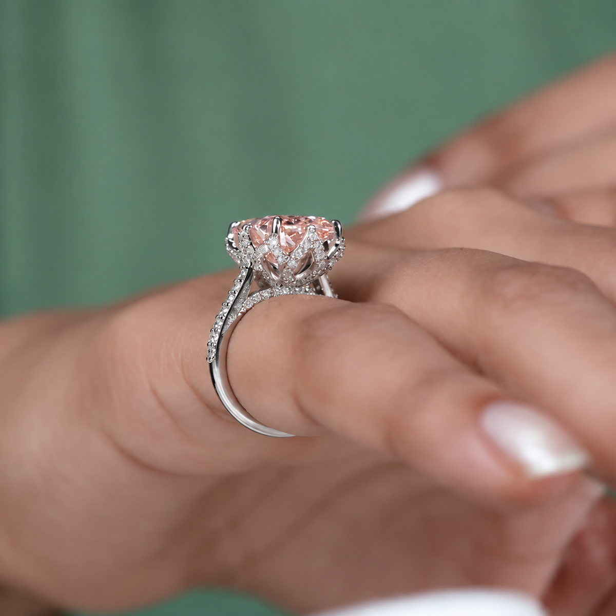 10k White Gold, 14k White Gold, 18k White Gold, Platinum