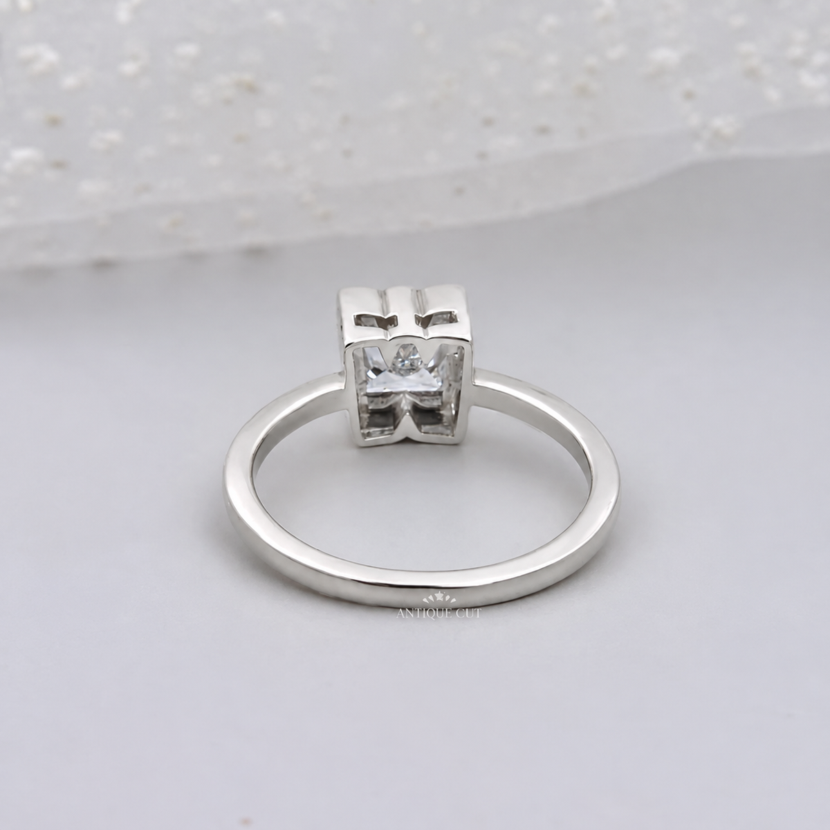 10k White Gold, 14k White Gold, 18k White Gold, Platinum