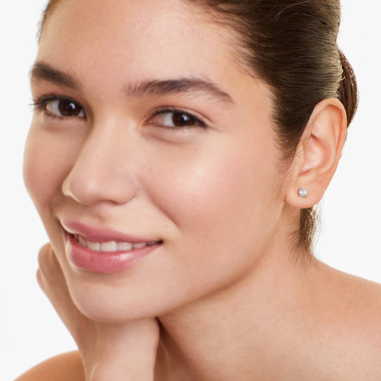 #Color_White Gold_0.75tcw