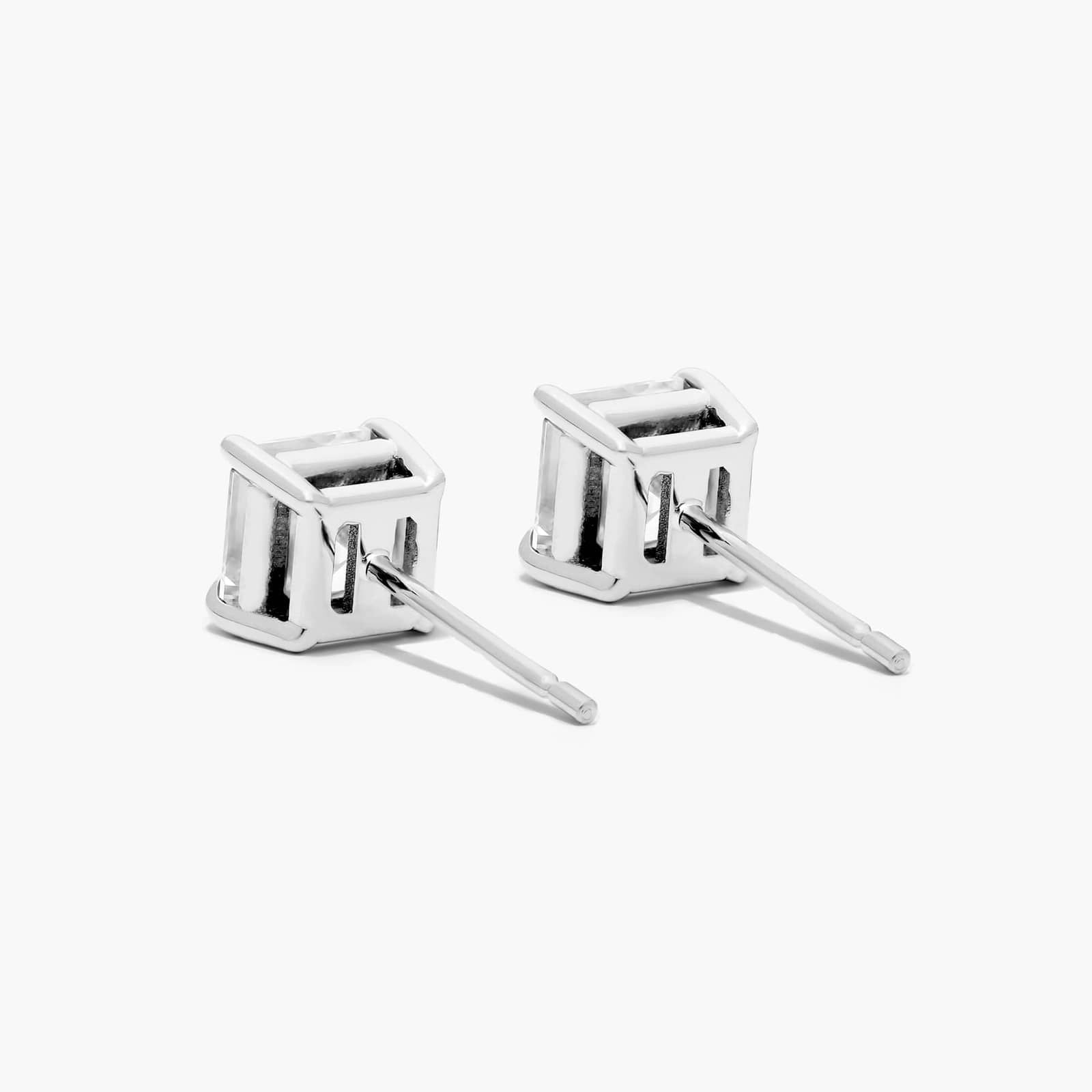 #Color_White Gold_0.75tcw