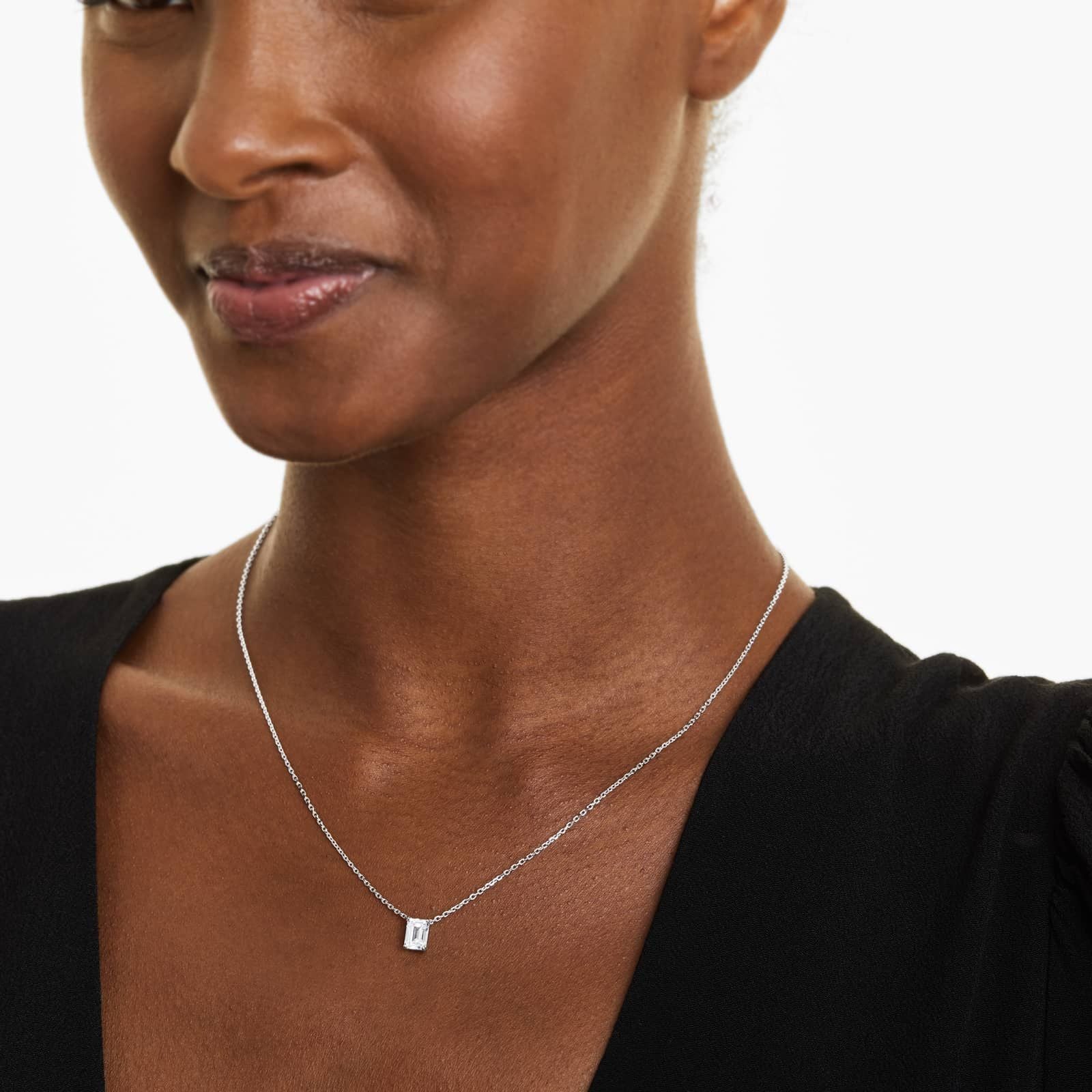 #Color_White Gold_1.0tcw