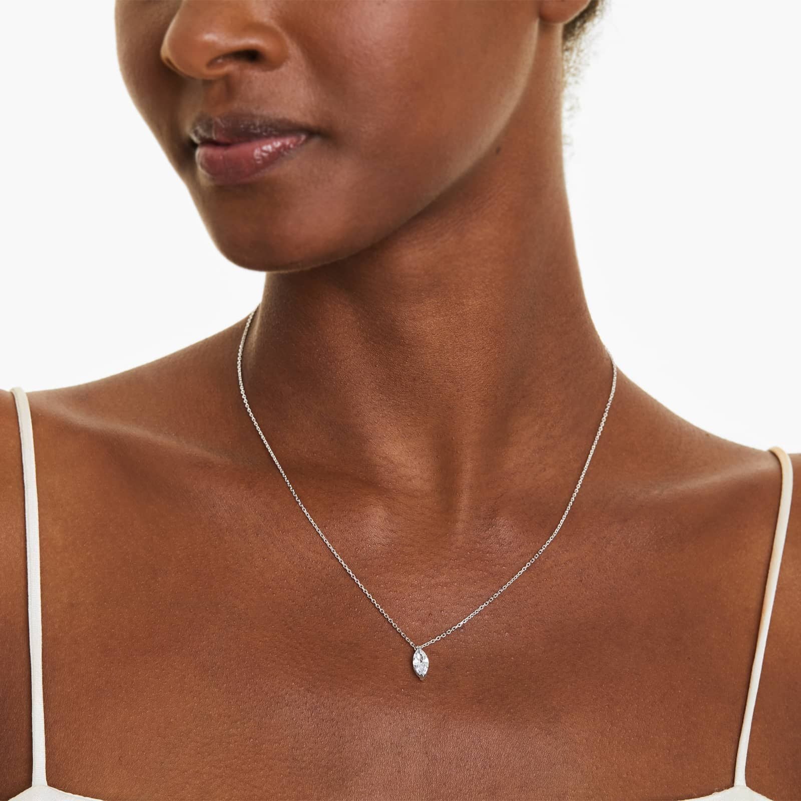 #Color_White Gold_1.0tcw