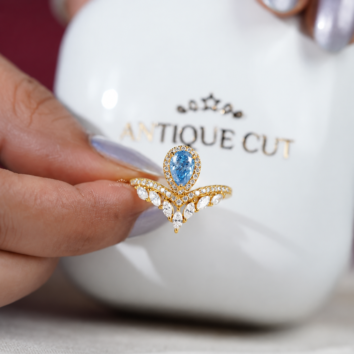 10k Yellow Gold, 14k Yellow Gold, 18k Yellow Gold
