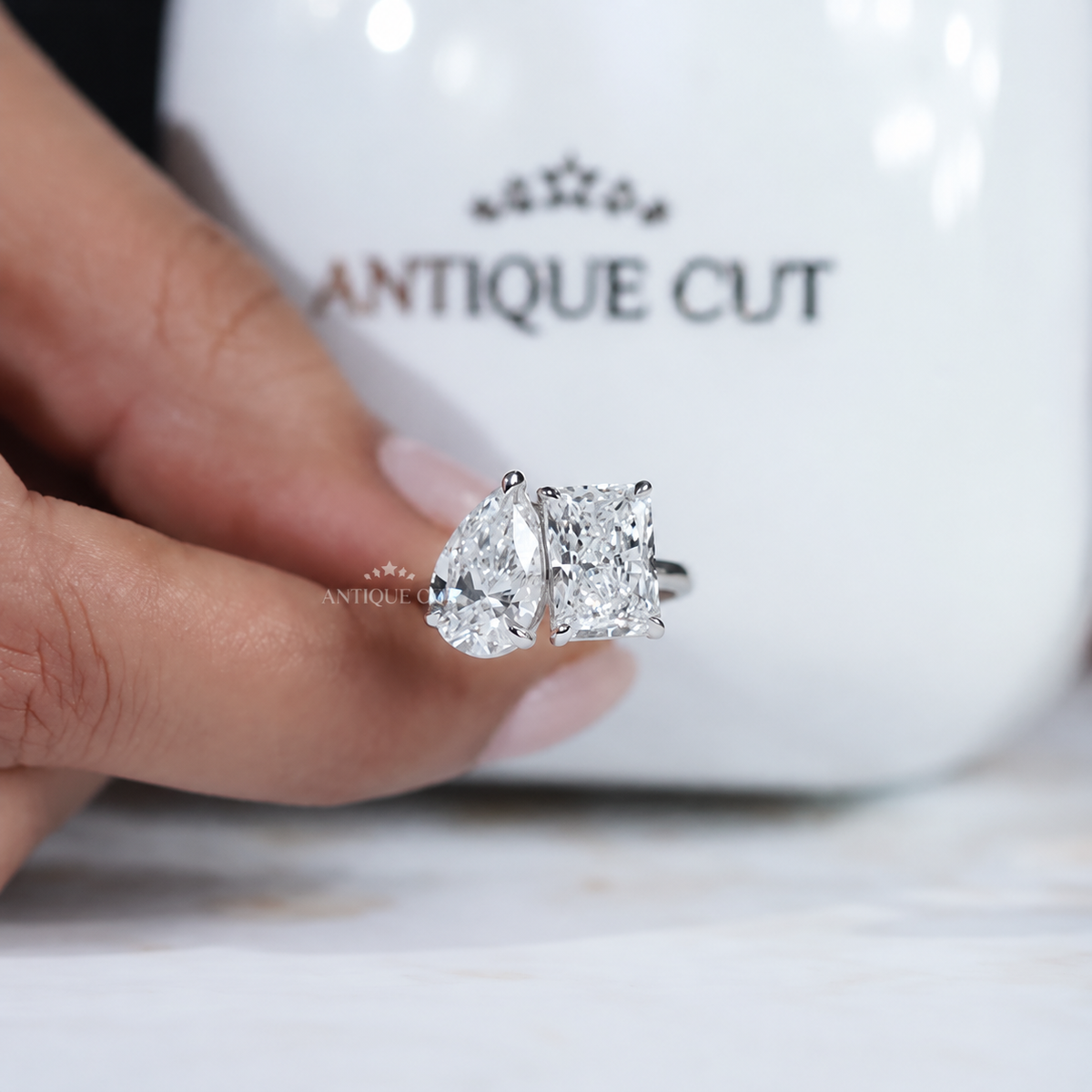 10k White Gold, 14k White Gold, 18k White Gold, Platinum