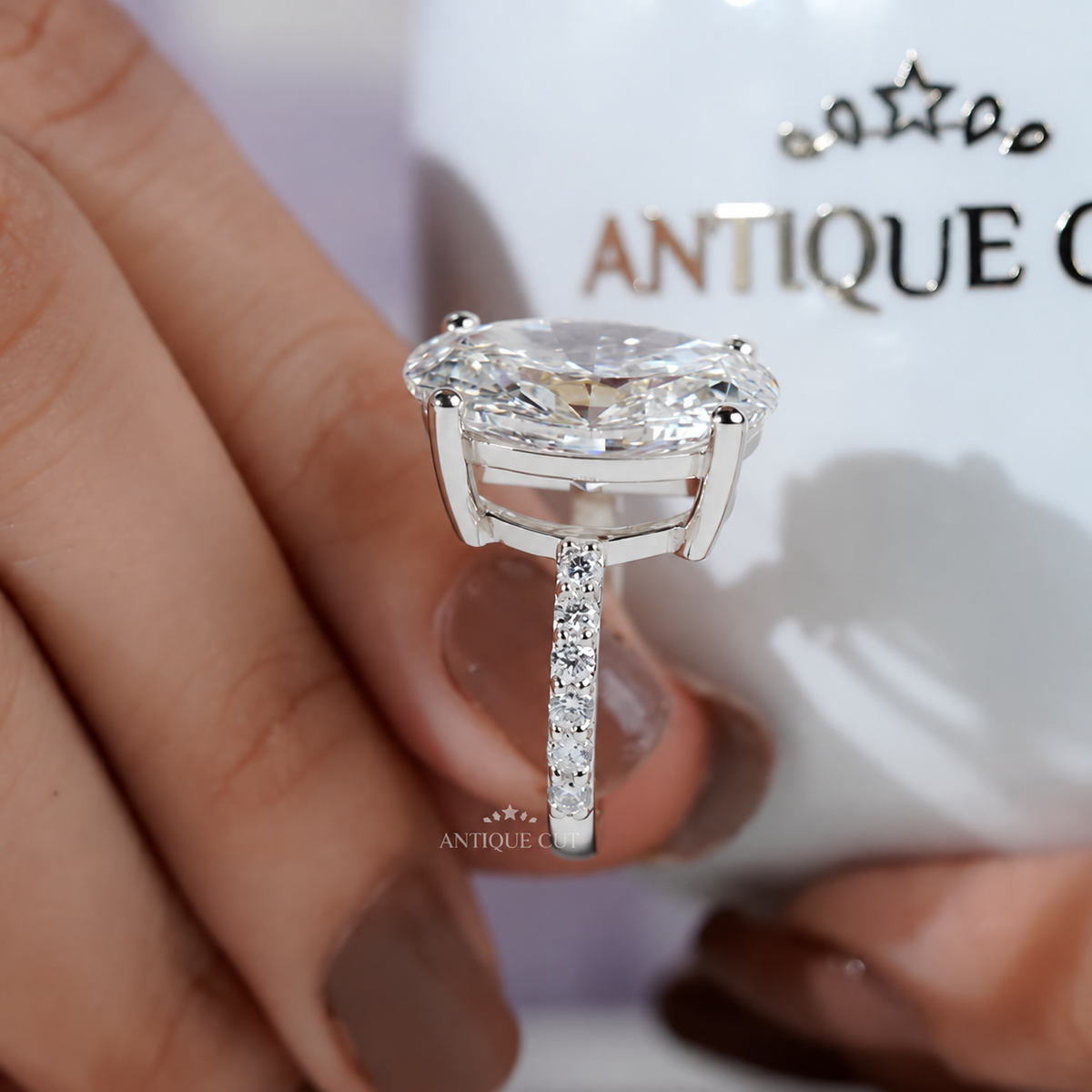 10k White Gold, 14k White Gold, 18k White Gold, Platinum