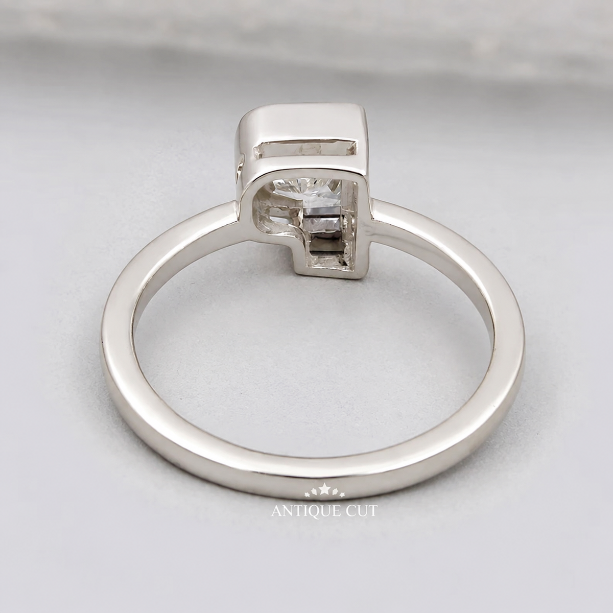 10k White Gold, 14k White Gold, 18k White Gold, Platinum