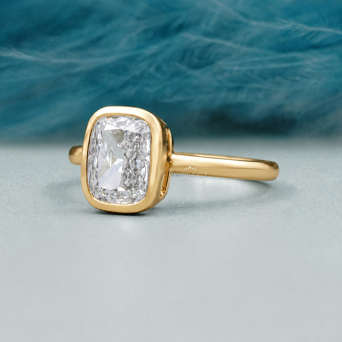 10k Yellow Gold, 14k Yellow Gold, 18k Yellow Gold