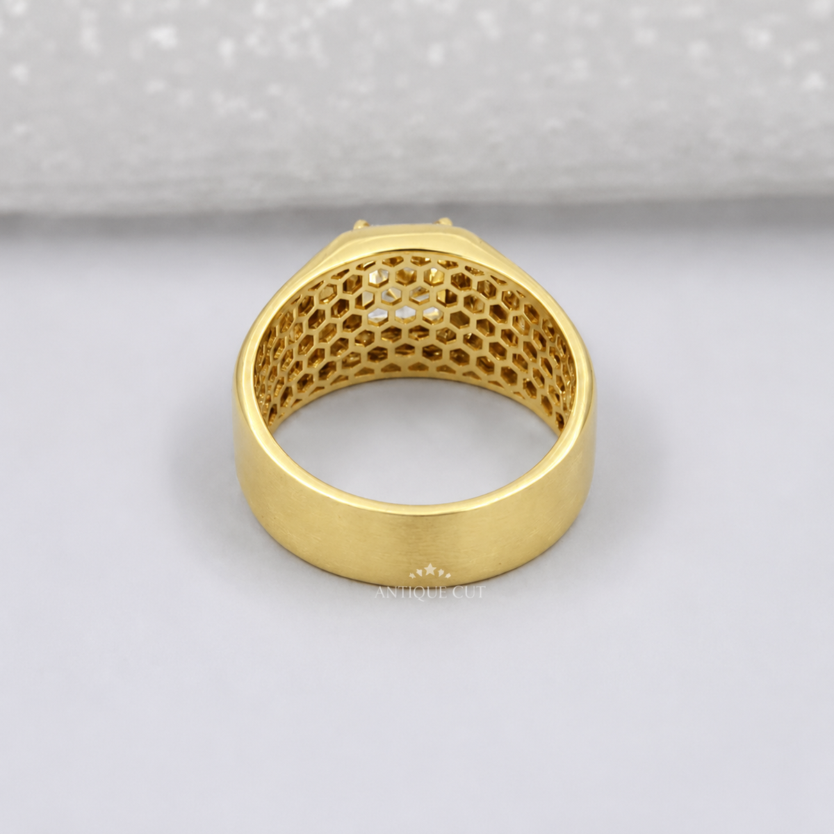 10k Yellow Gold, 14k Yellow Gold, 18k Yellow Gold