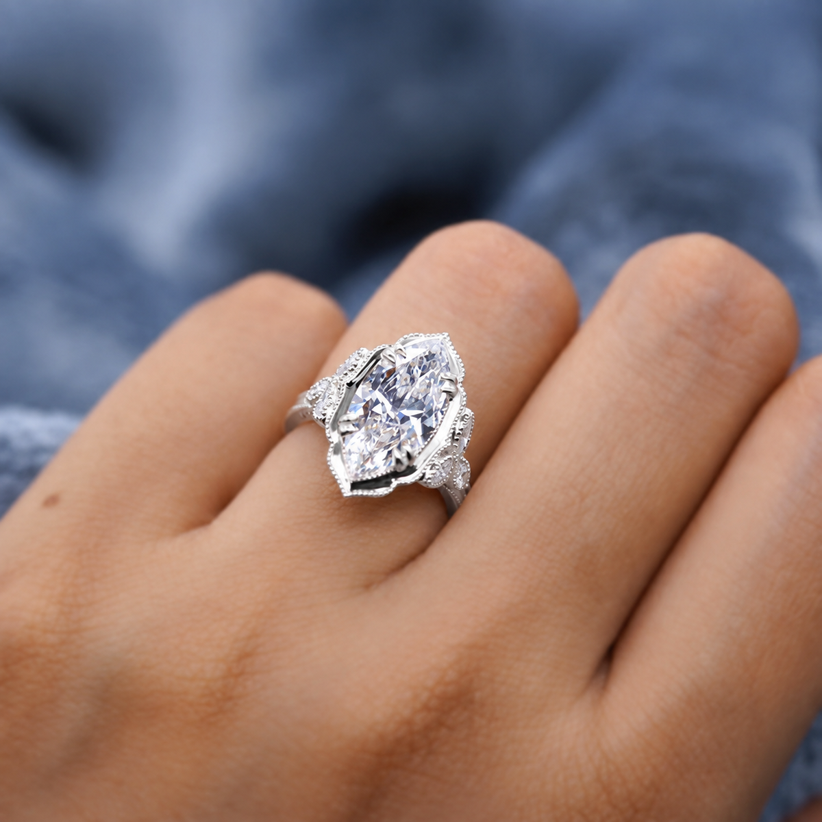 10k White Gold, 14k White Gold, 18k White Gold, Platinum