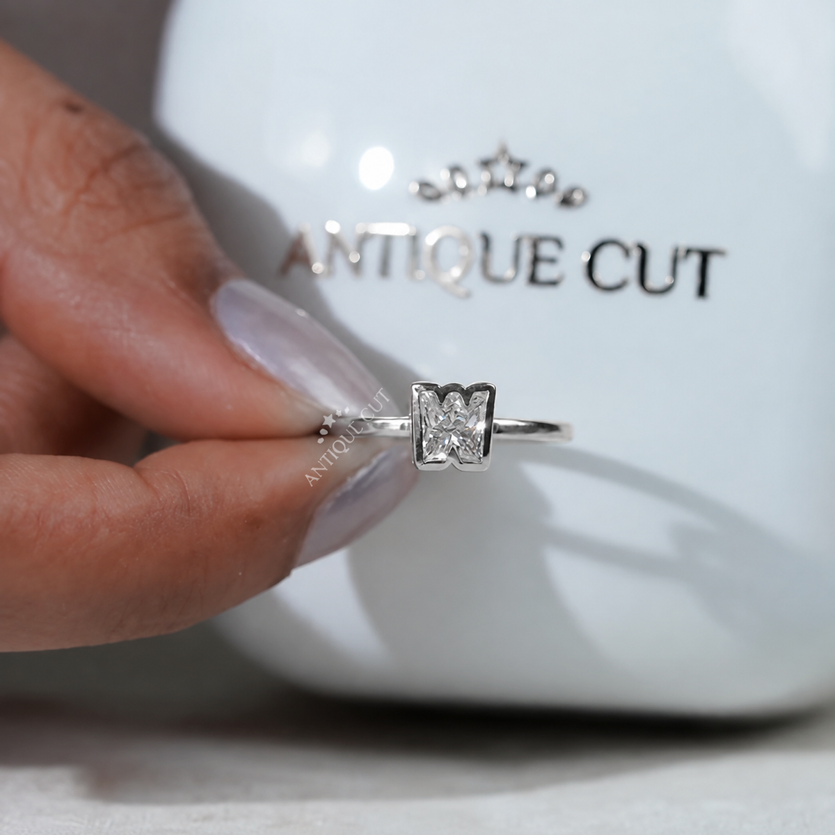 10k White Gold, 14k White Gold, 18k White Gold, Platinum