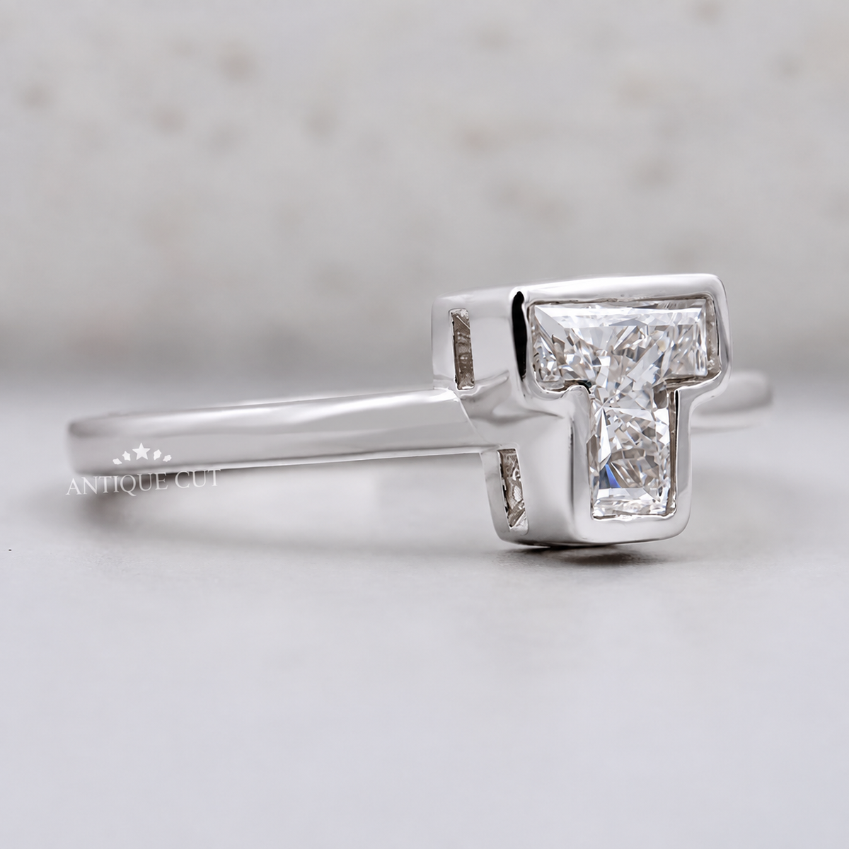 10k White Gold, 14k White Gold, 18k White Gold, Platinum