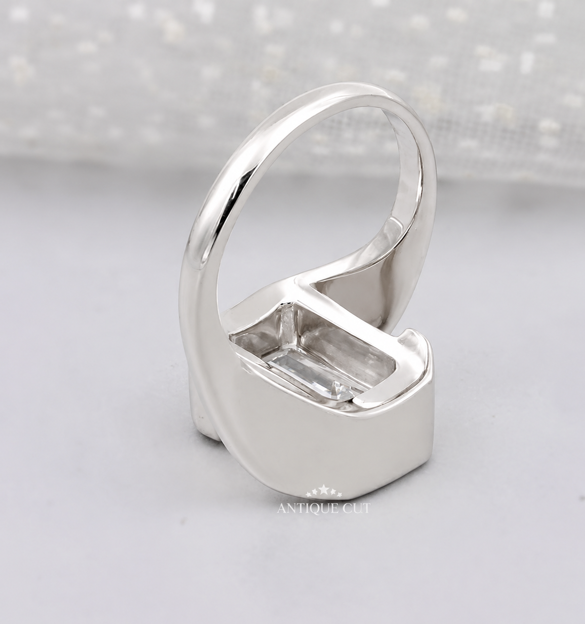 10k White Gold, 14k White Gold, 18k White Gold, Platinum