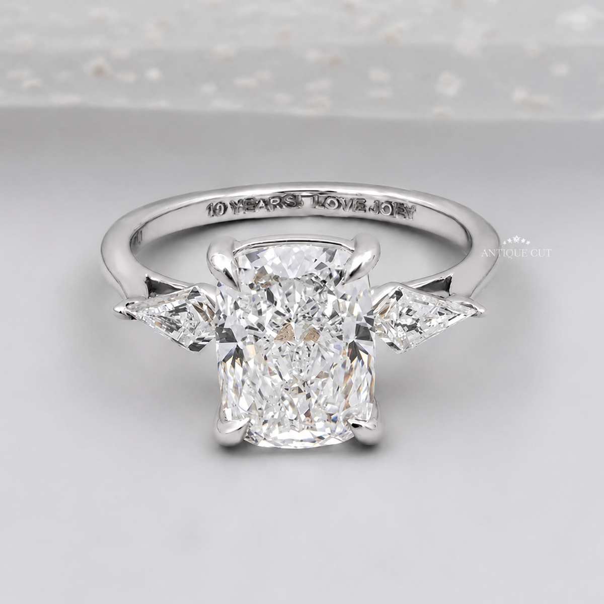 10k White Gold, 14k White Gold, 18k White Gold, Platinum
