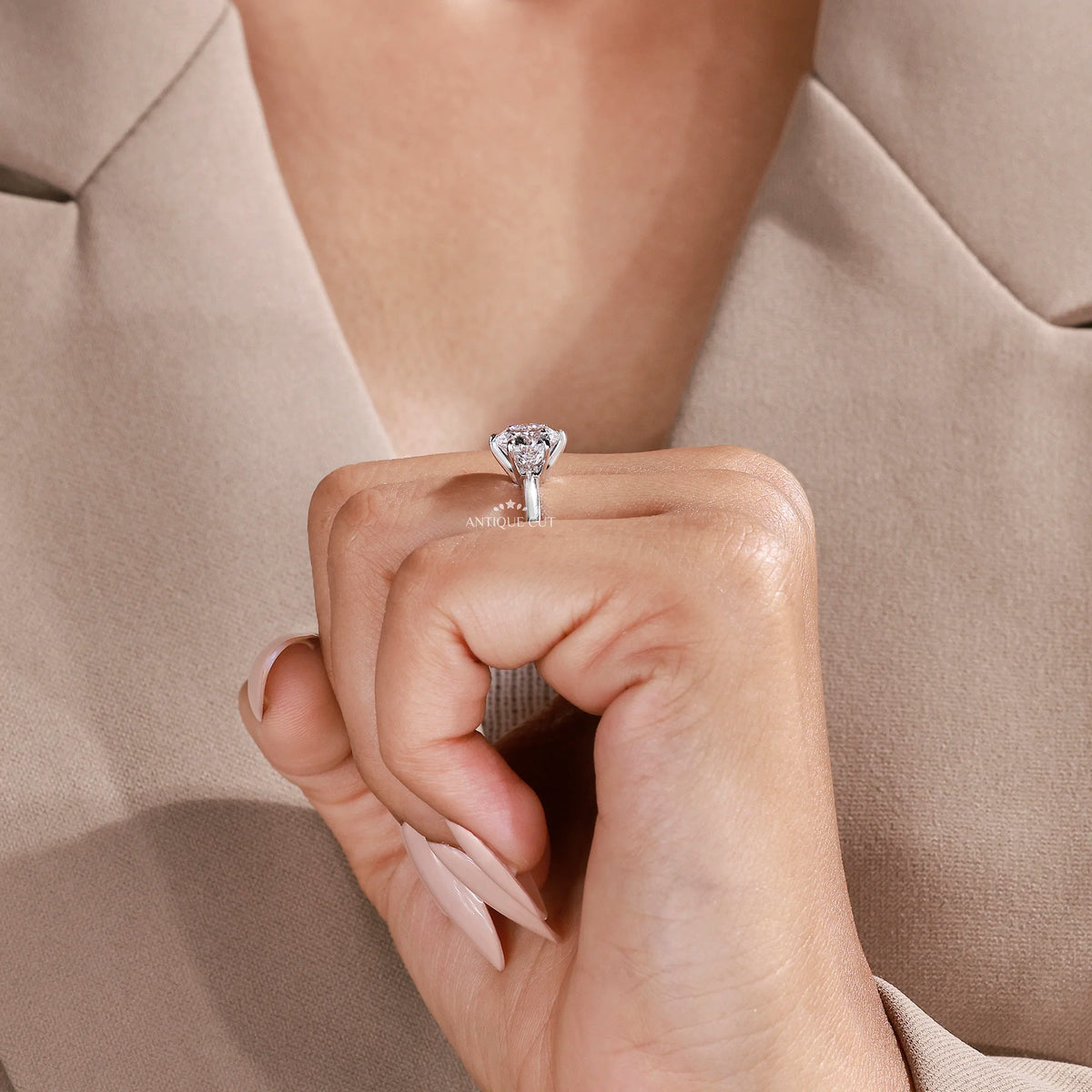 10k White Gold, 14k White Gold, 18k White Gold, Platinum