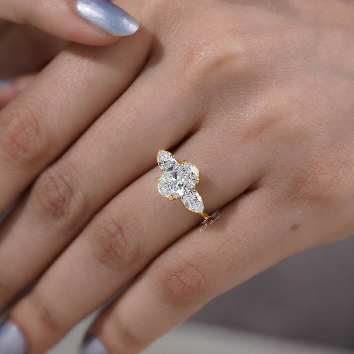 10k Yellow Gold, 14k Yellow Gold, 18k Yellow Gold