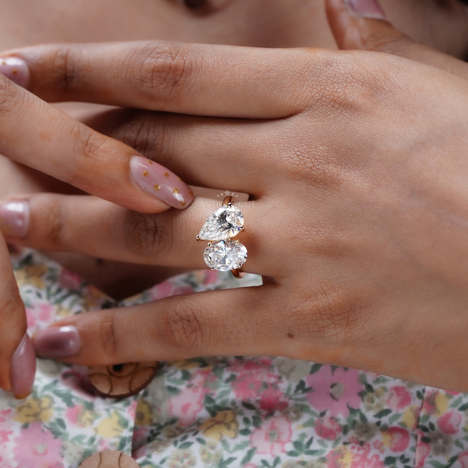 Toi et Moi 4.00tcw Lab Grown Diamond Ring | Oval & Pear | IGI Certified | Yellow Gold