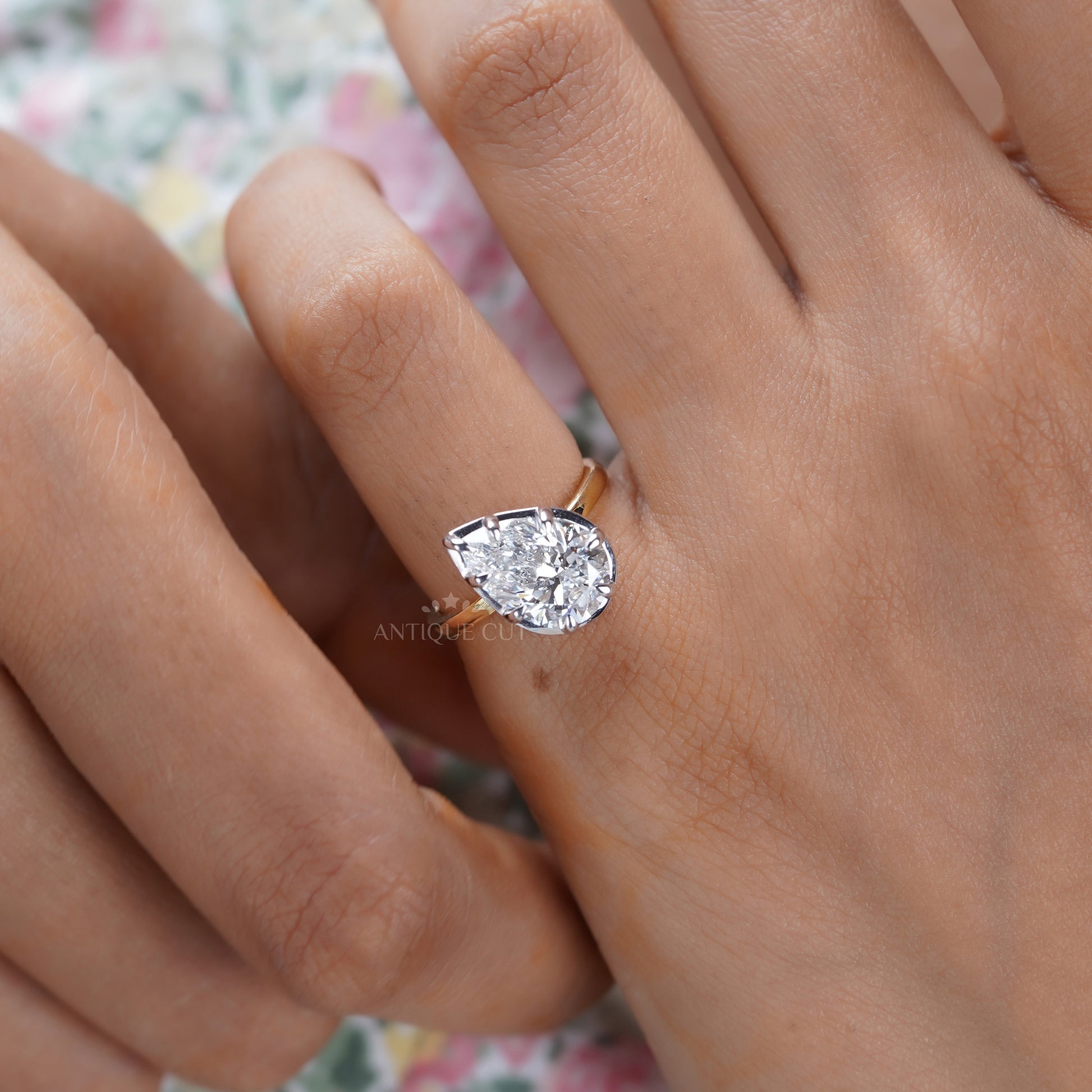 Pear 3.10ct Lab Grown Diamond Solitaire Ring | IGI Certified | Yellow Gold | VVS–VS Clarity
