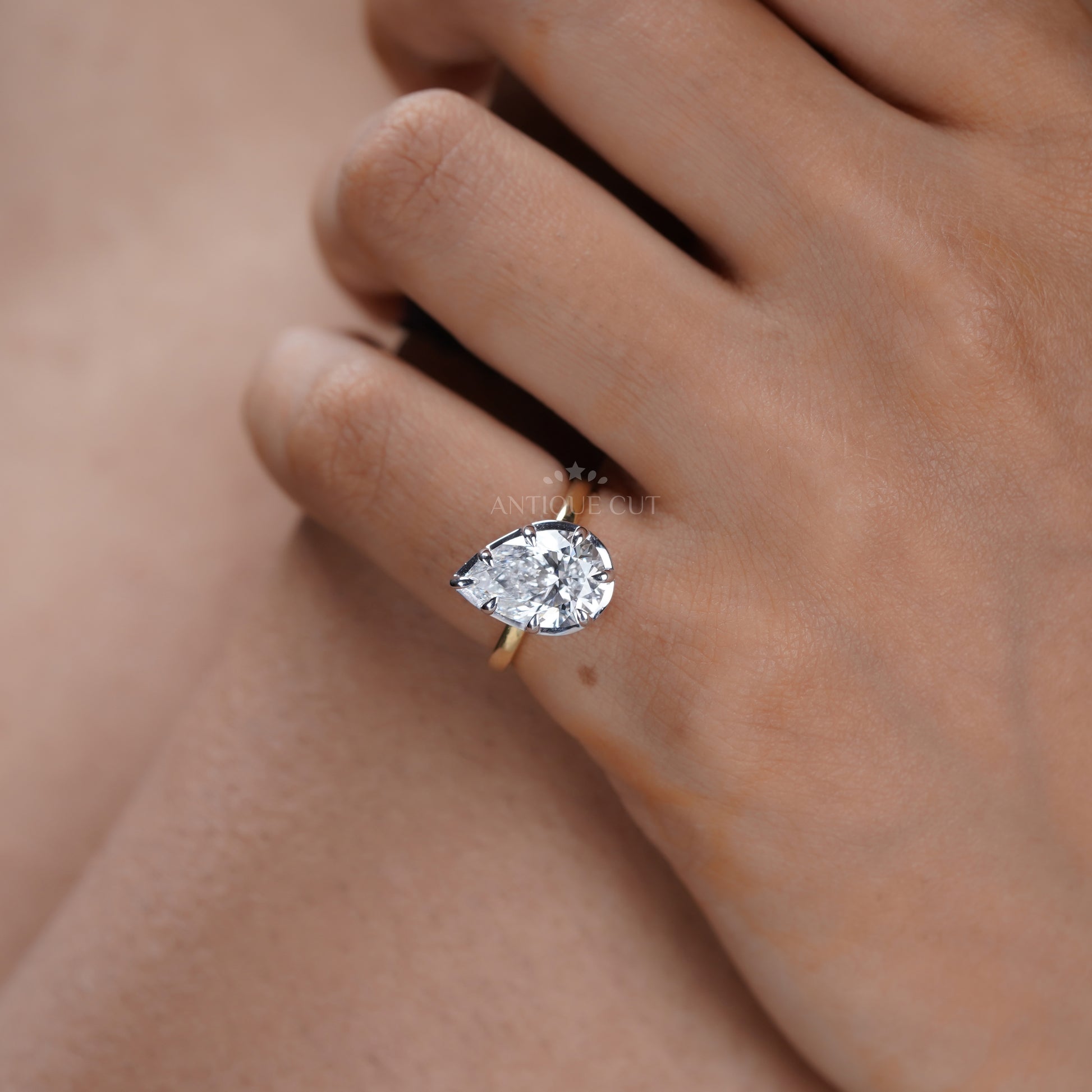 Pear 3.10ct Lab Grown Diamond Solitaire Ring | IGI Certified | Yellow Gold | VVS–VS Clarity