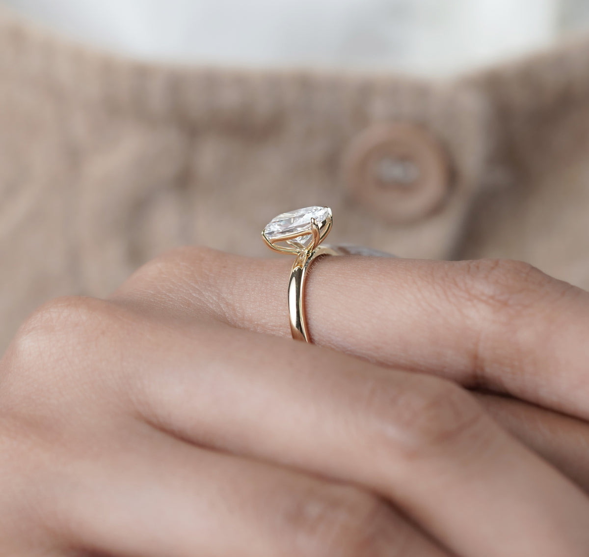 10k Yellow Gold, 14k Yellow Gold, 18k Yellow Gold