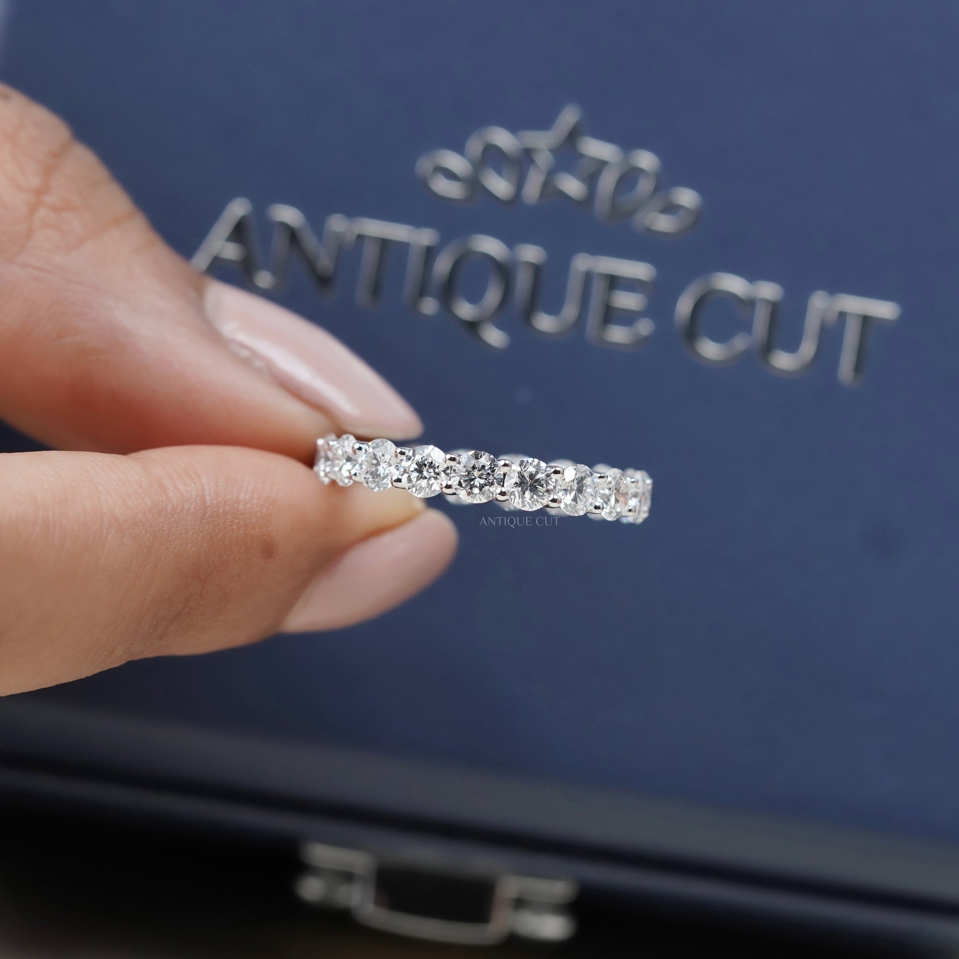 Round 3.80tcw Lab Grown Diamond Eternity Band Ring | IGI Certified D-E-F VVS–VS