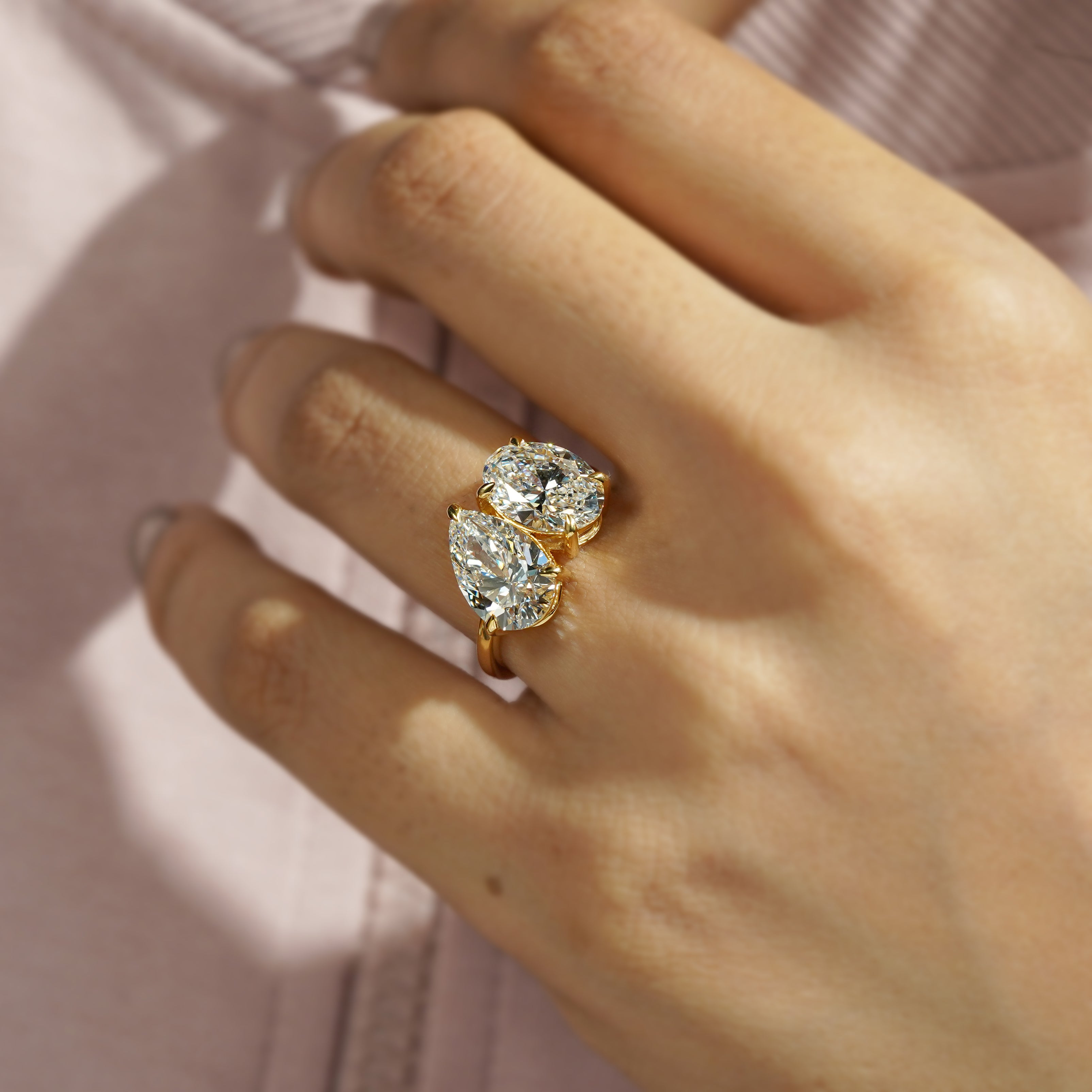 Oval And Pear 6.00tcw Lab Grown Diamond Toi et Moi Engagement Ring, D-E-F Color, VVS-VS Clarity
