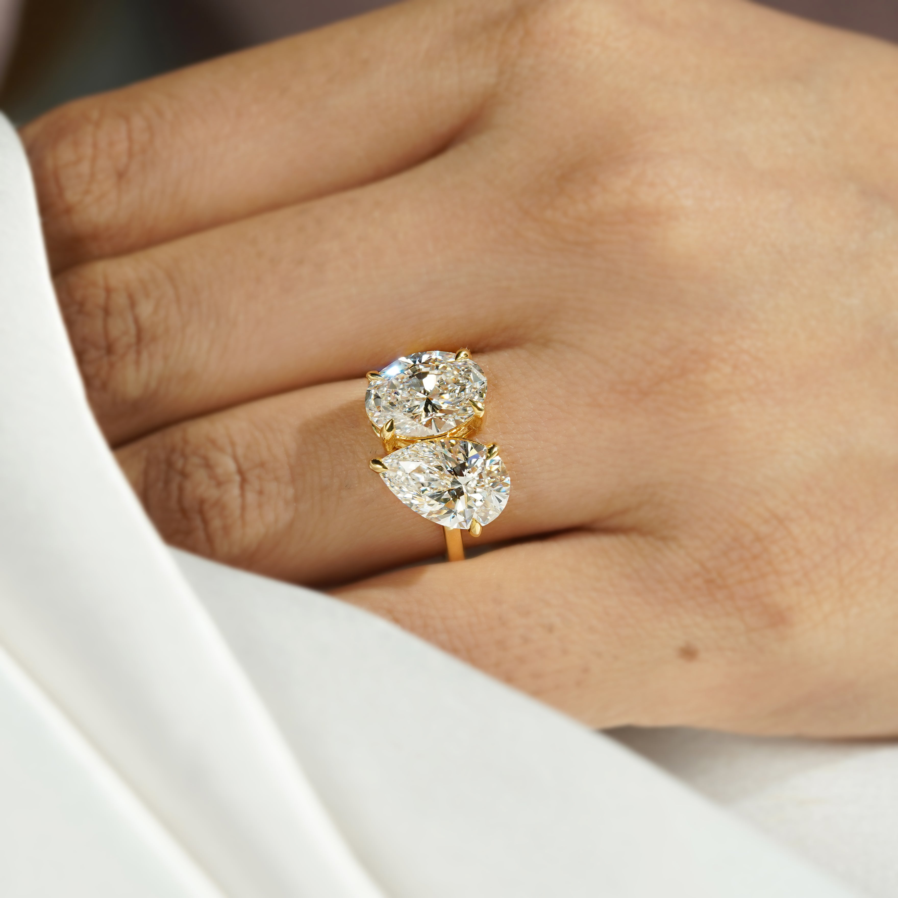 Oval And Pear 6.00tcw Lab Grown Diamond Toi et Moi Engagement Ring, D-E-F Color, VVS-VS Clarity