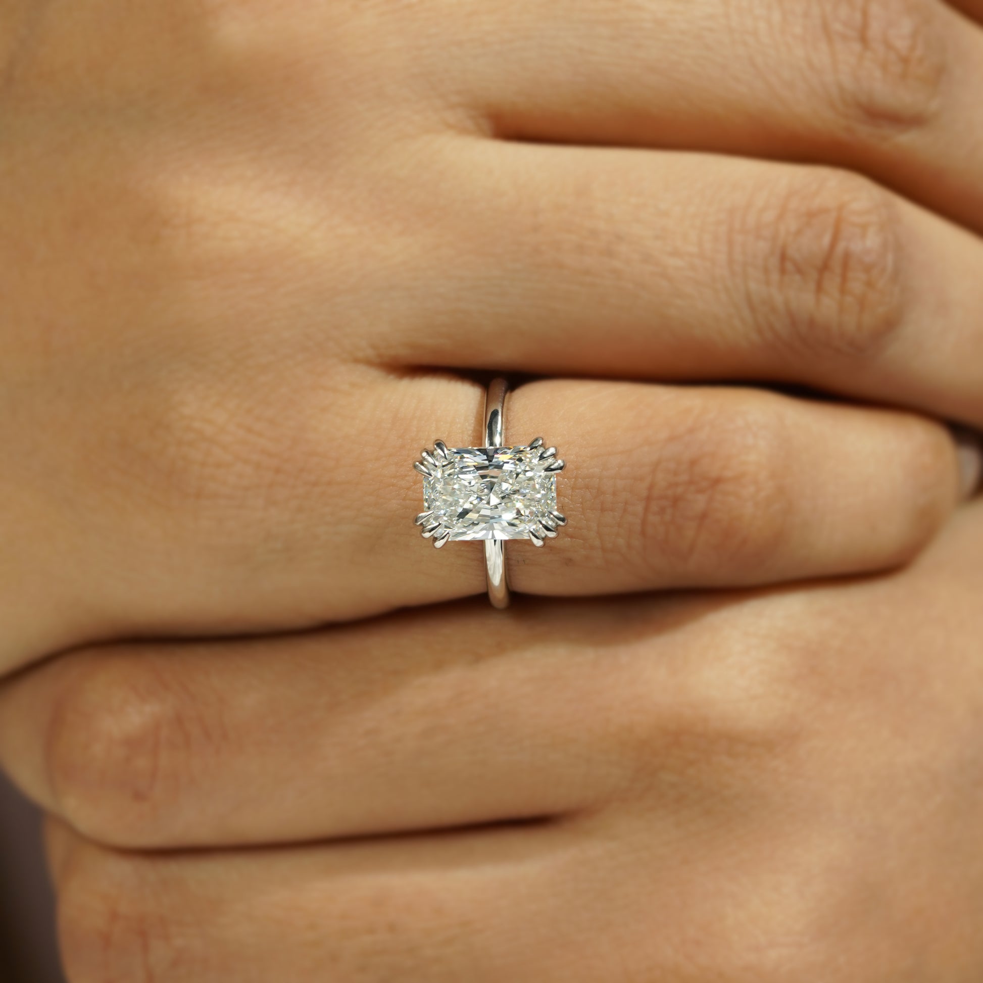 Radiant 3.00ct Lab Diamond Solitaire Ring | Yellow Gold | IGI Certified