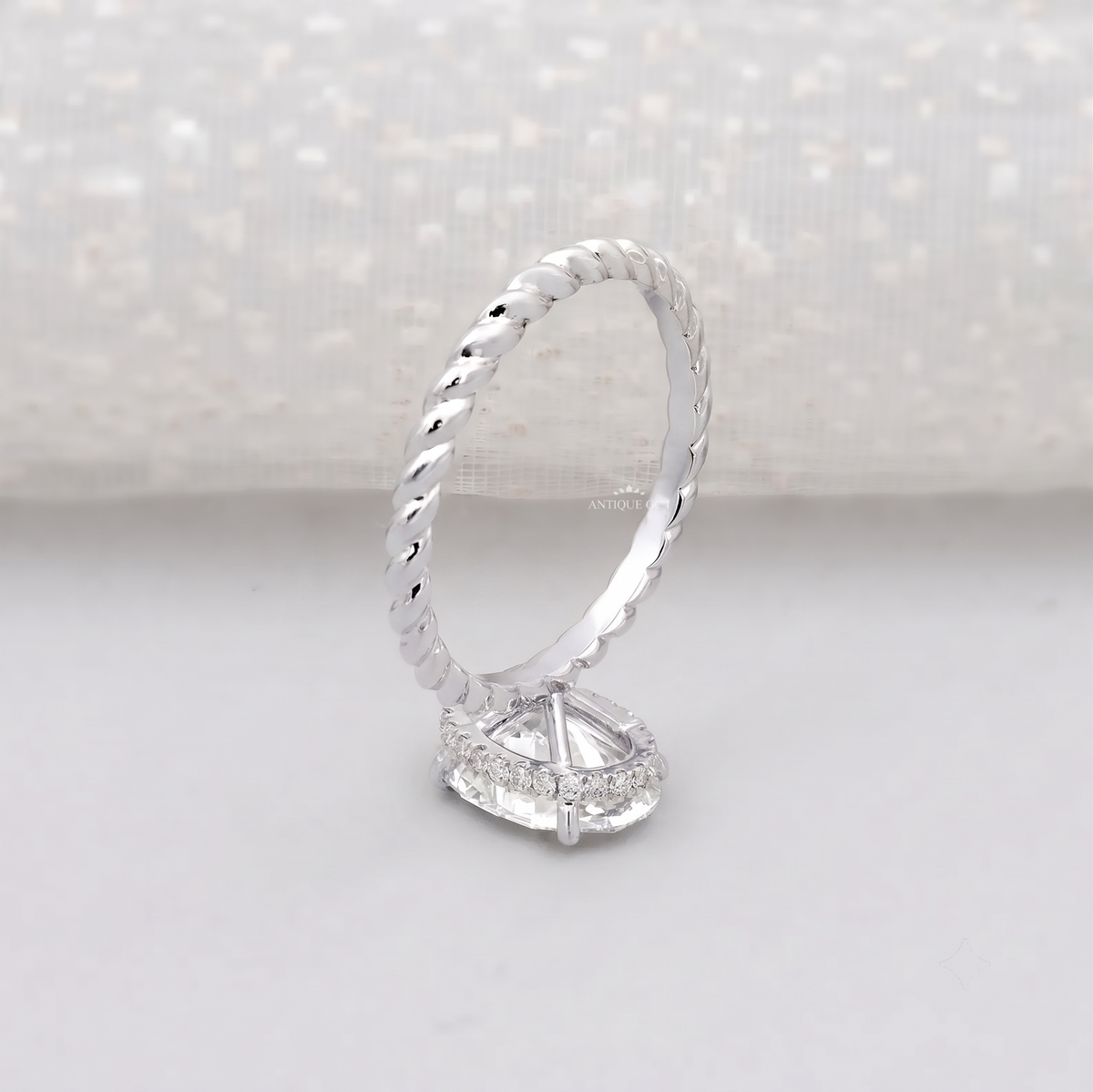 10k White Gold, 14k White Gold, 18k White Gold, Platinum