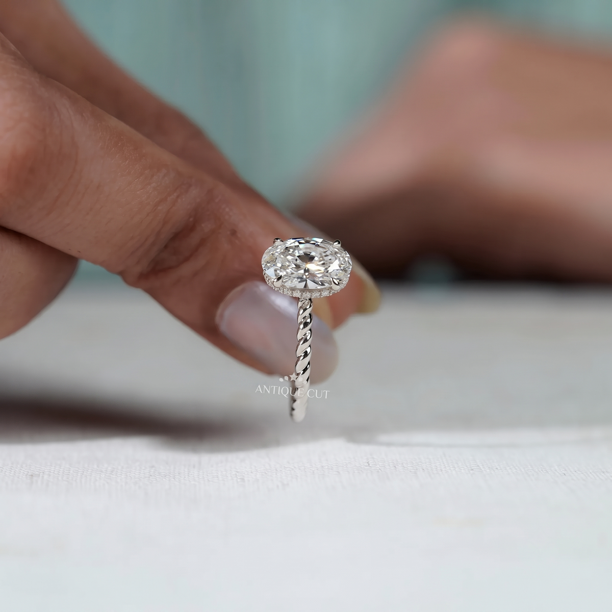 10k White Gold, 14k White Gold, 18k White Gold, Platinum