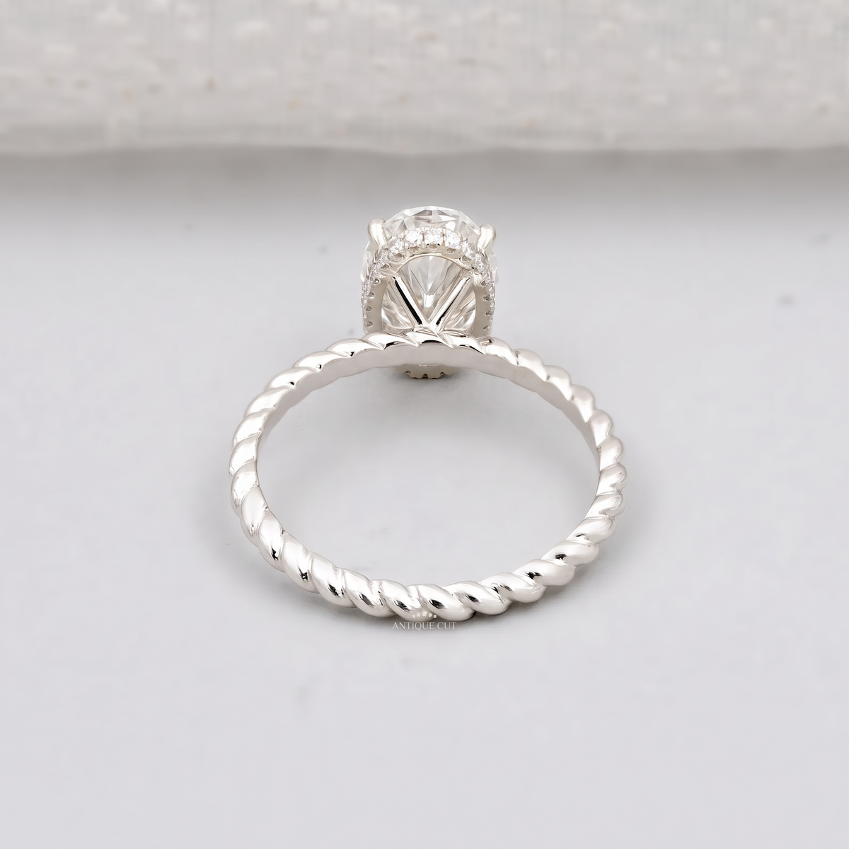 10k White Gold, 14k White Gold, 18k White Gold, Platinum