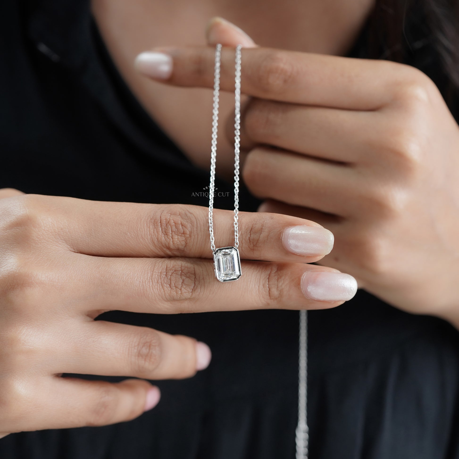 Emerald 3.00ct Lab Grown Pendant Necklace | Featuring Bezel Setting | Minimalist Style | IGI Certified