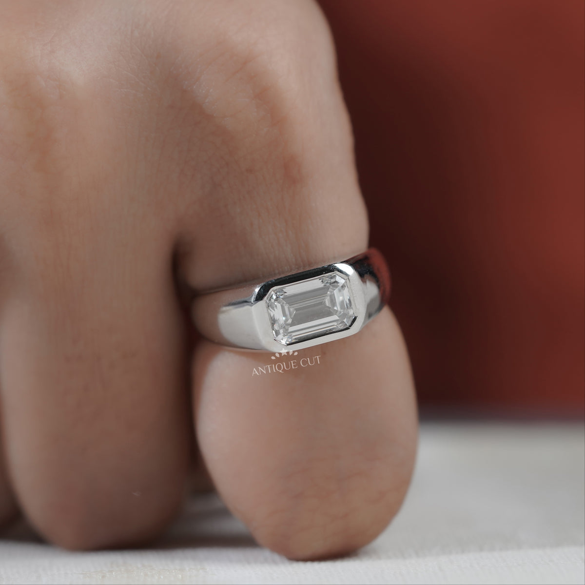 10k White Gold, 14k White Gold, 18k White Gold, Platinum
