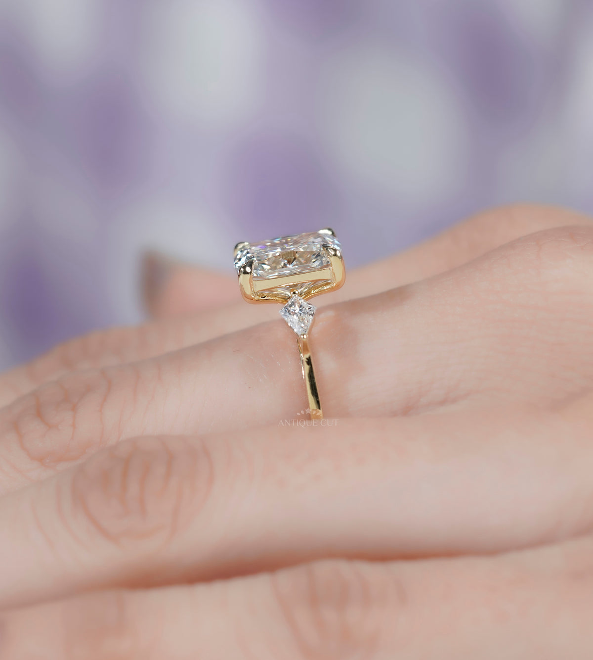 10k Yellow Gold, 14k Yellow Gold, 18k Yellow Gold