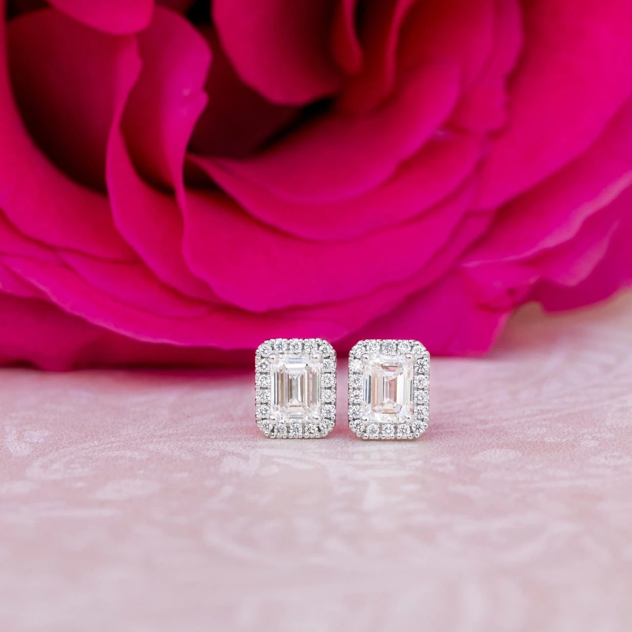 #Color_White Gold