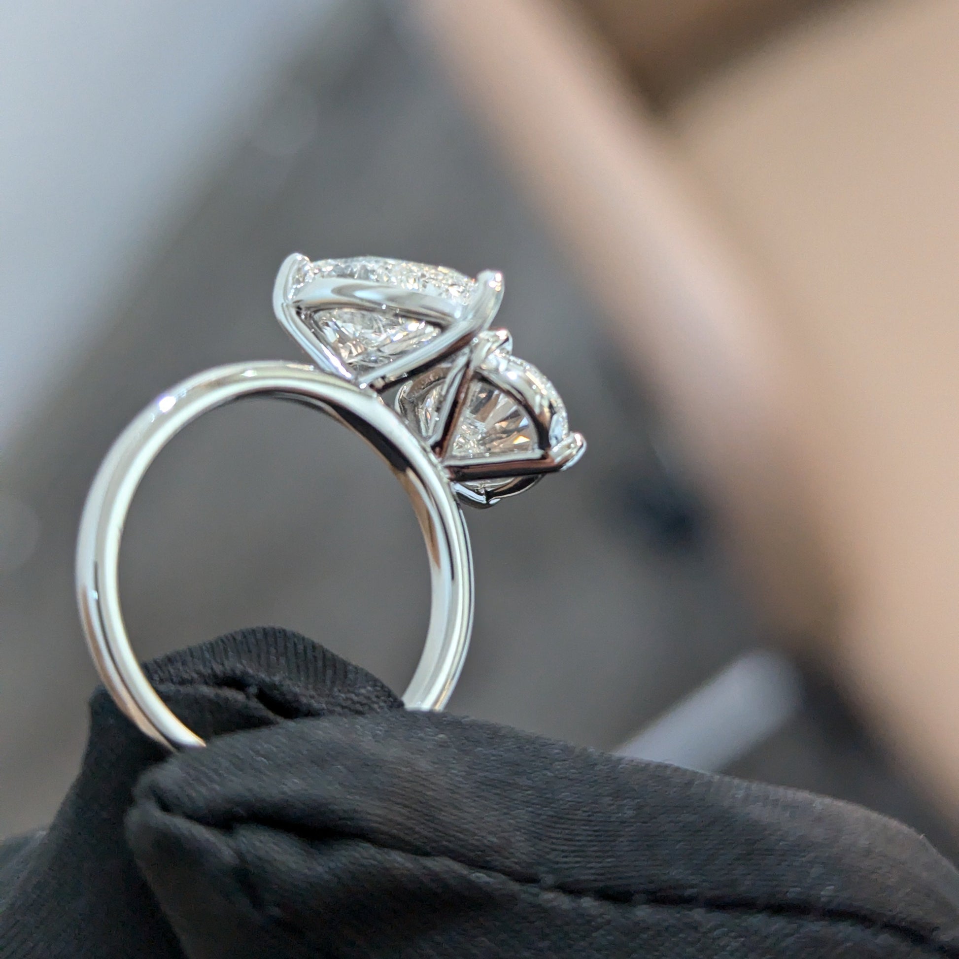 Oval & Pear 4.00ct Lab Grown Diamond Toi Et Moi Ring | IGI Certified