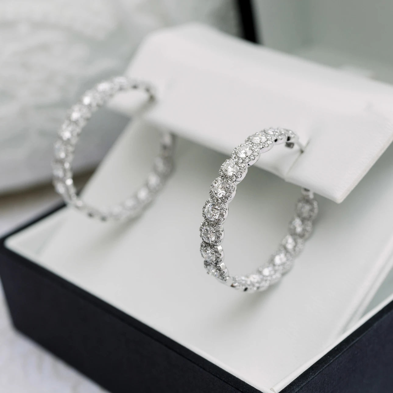 #Color_White Gold