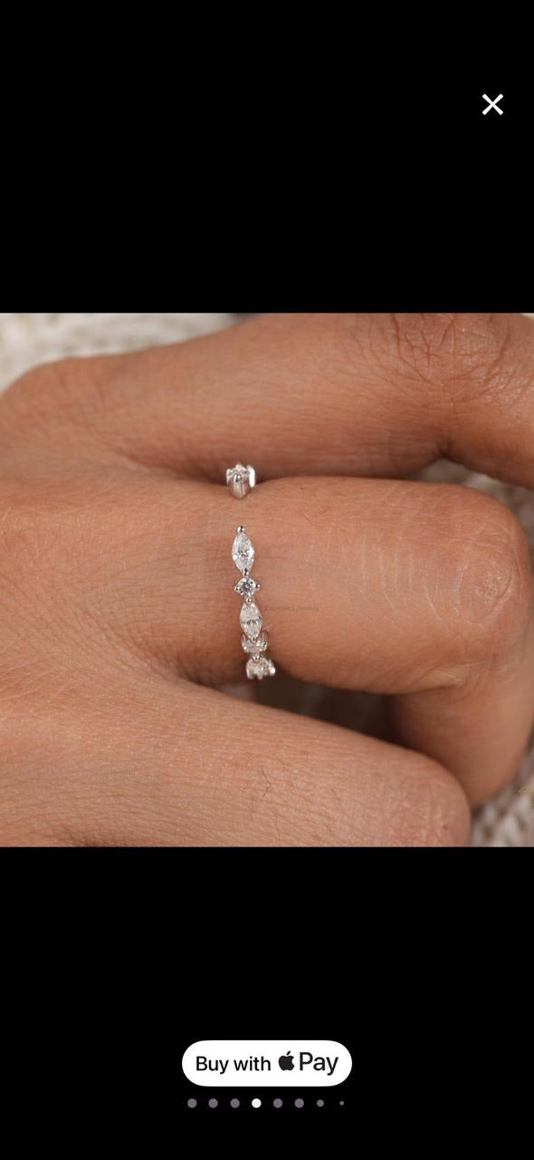 Jameel Delabarrera | Round and Marquise Open Wedding Band | 10K Yellow Gold |D - E | VS