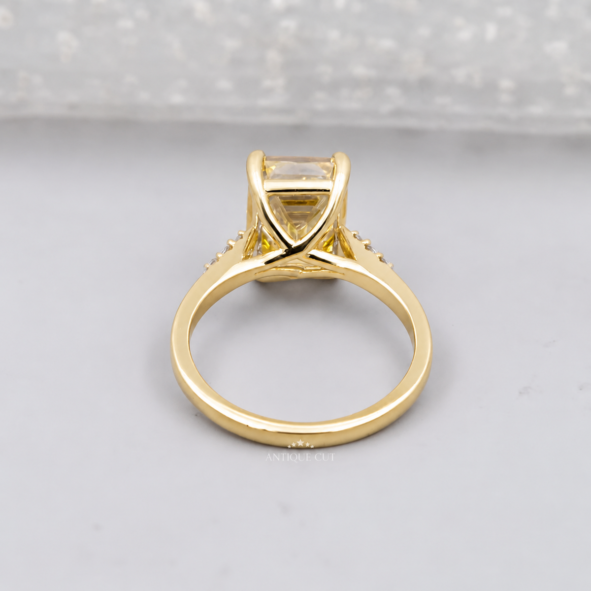 10k Yellow Gold, 14k Yellow Gold, 18k Yellow Gold