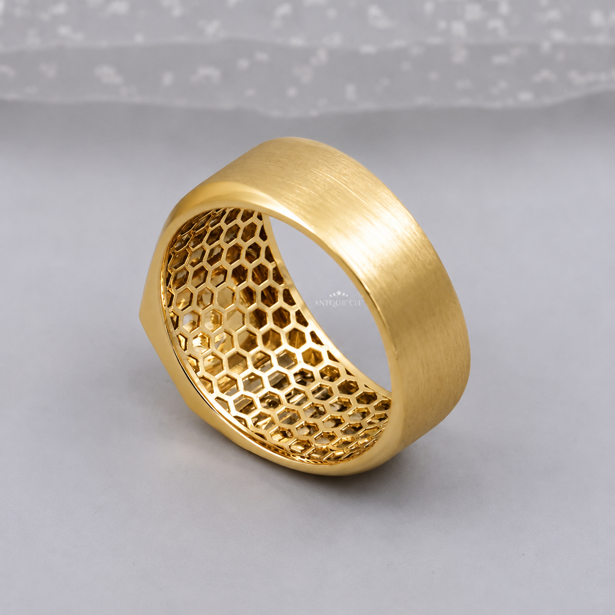 10k Yellow Gold, 14k Yellow Gold, 18k Yellow Gold