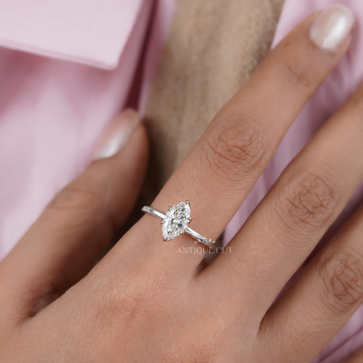 10k White Gold, 14k White Gold, 18k White Gold, Platinum