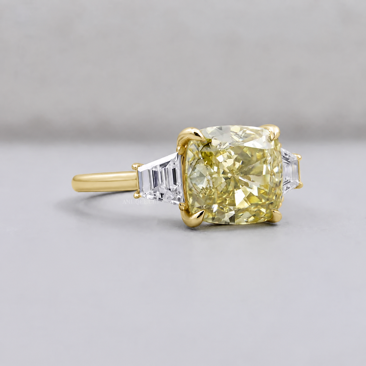 10k Yellow Gold, 14k Yellow Gold, 18k Yellow Gold