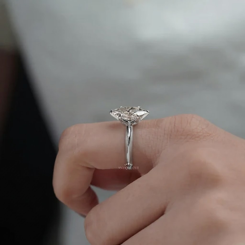 10k White Gold, 14k White Gold, 18k White Gold, Platinum