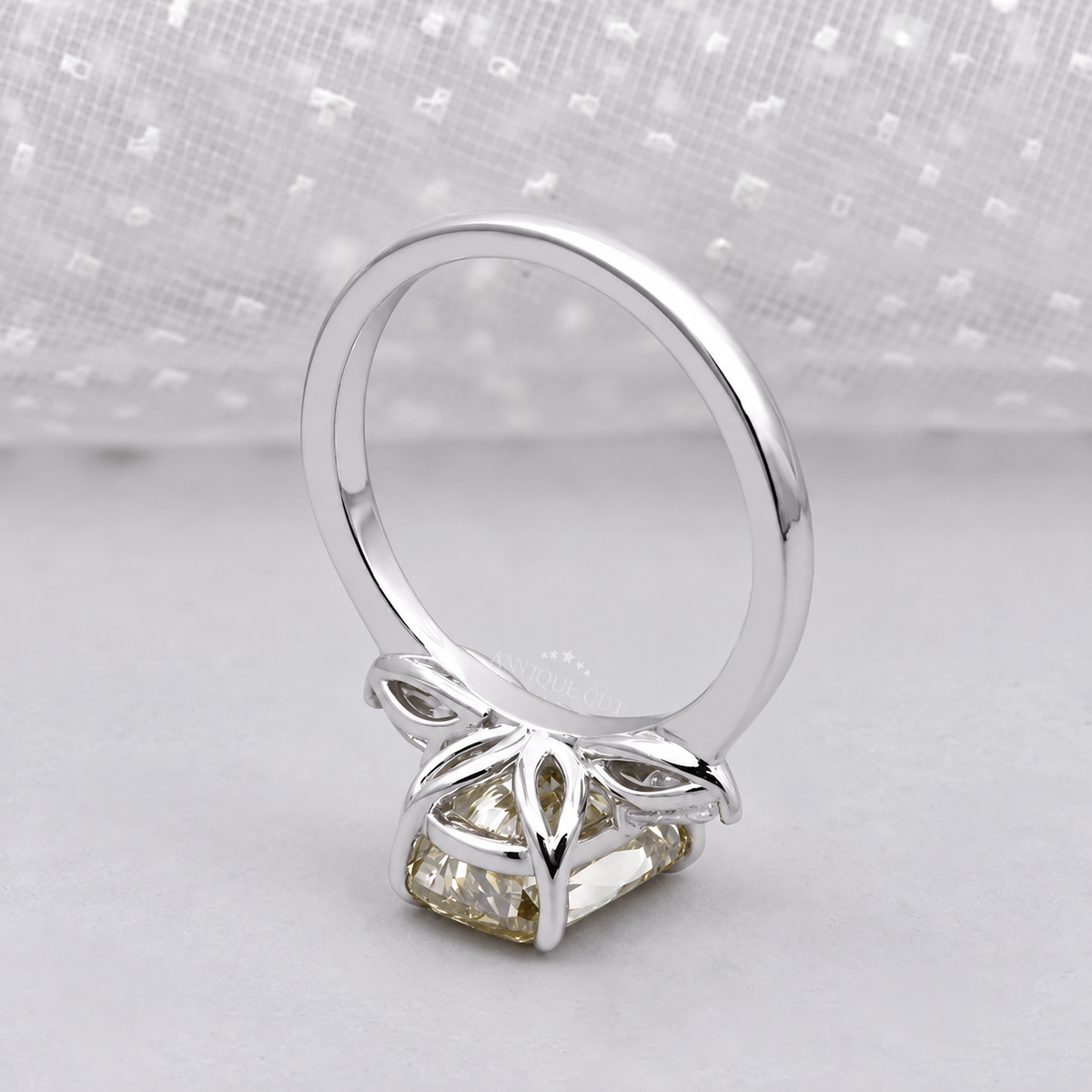 10k White Gold, 14k White Gold, 18k White Gold, Platinum