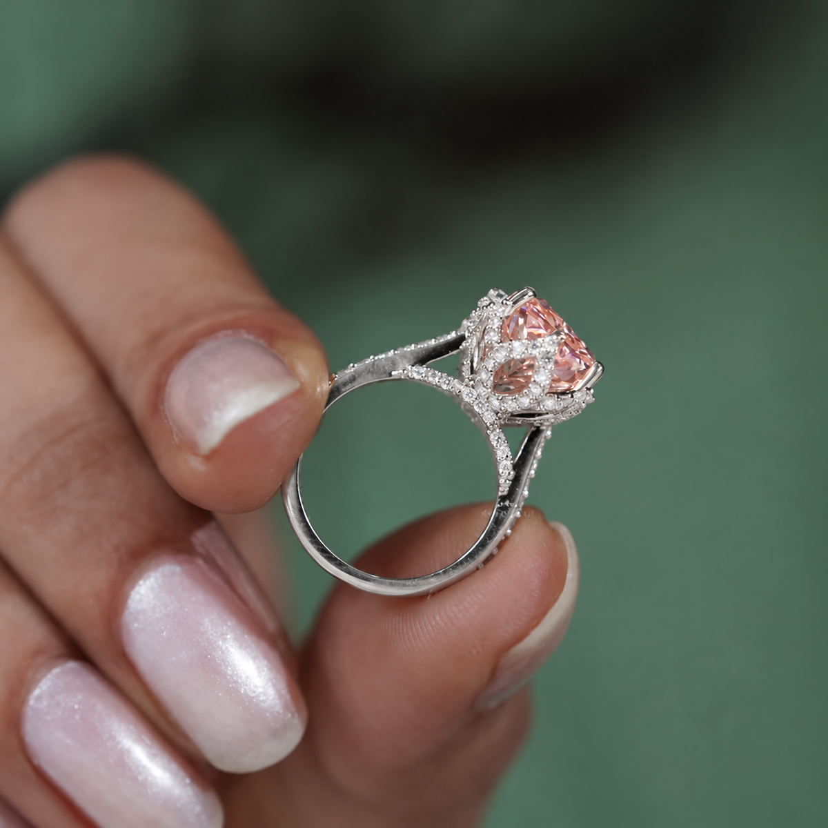 10k White Gold, 14k White Gold, 18k White Gold, Platinum